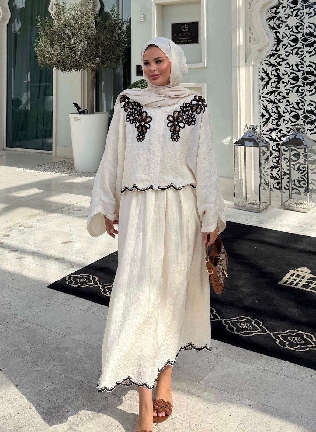 Lace Detailed Skirt Set - White