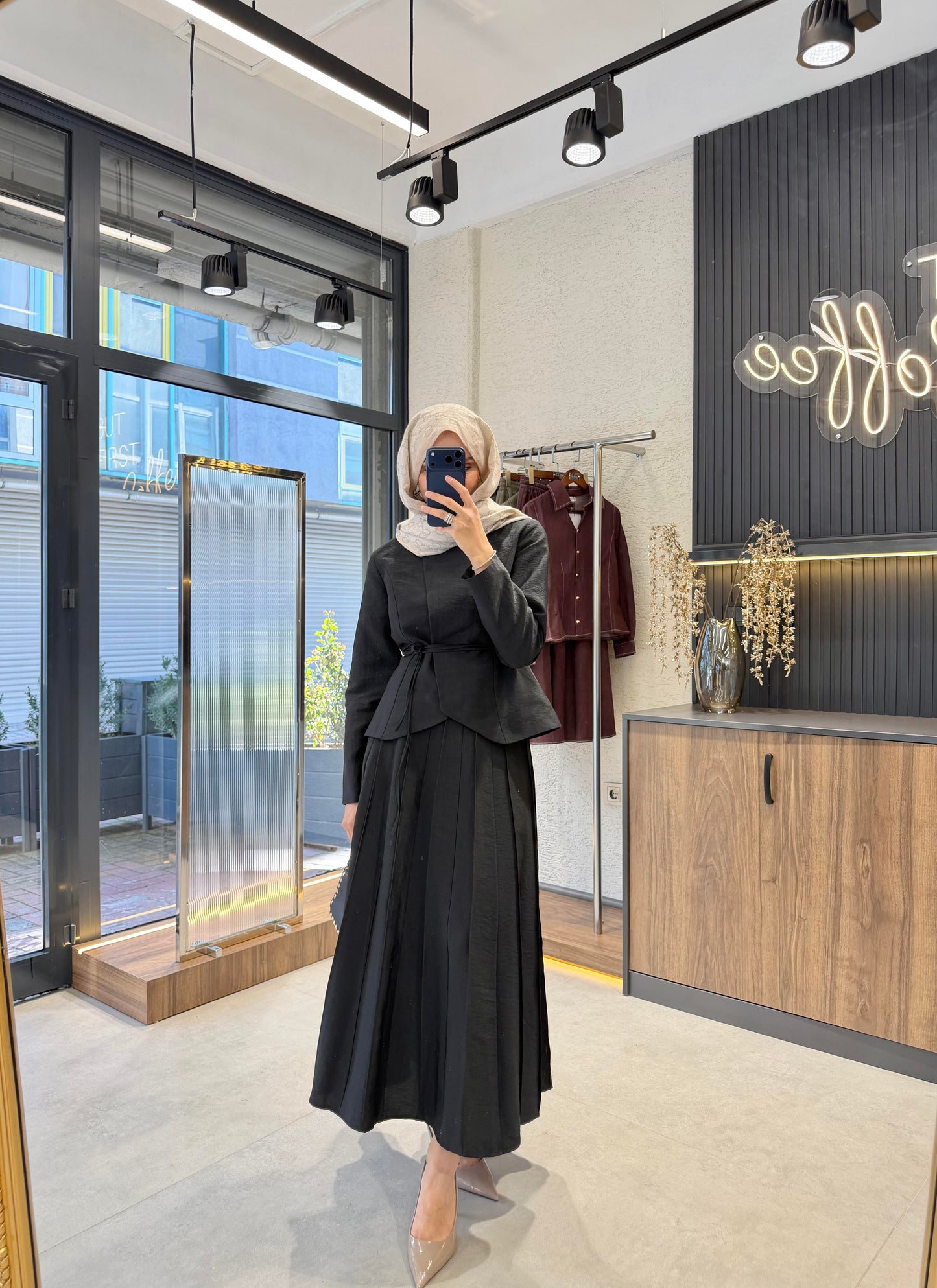 Pleated Skirt Set – Black | Cupro Fabric Two-Piece Set