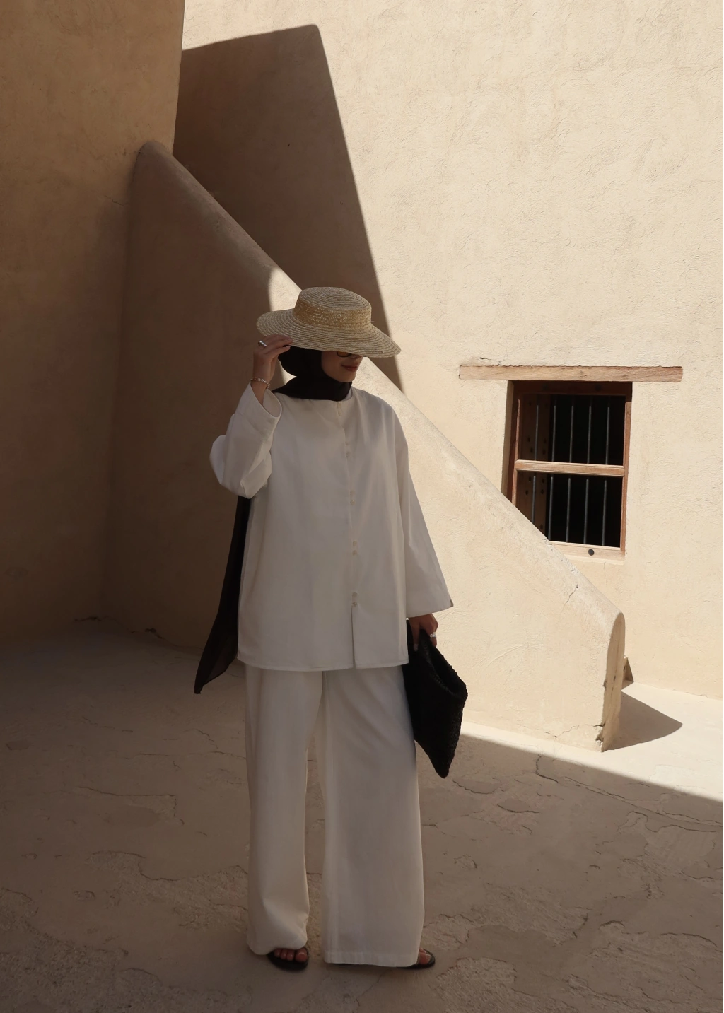 White Button Detail Linen Set – Adjustable Waist