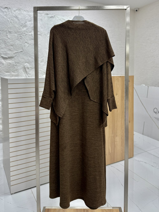 Elegant Belted Knit Dress