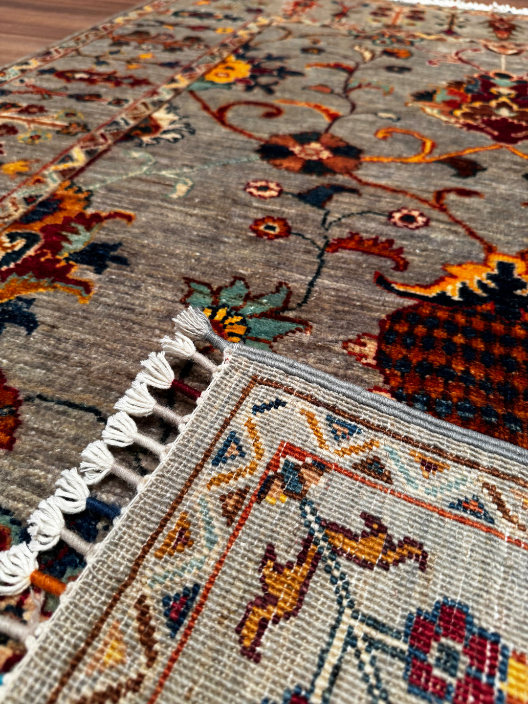 SULTANİ ÇİÇEKLİ ORJİNAL EL DOKUMASI GRİ KÖK BOYA YÜN HALI 120X182 2.18 METREKARE - 4X6 FT