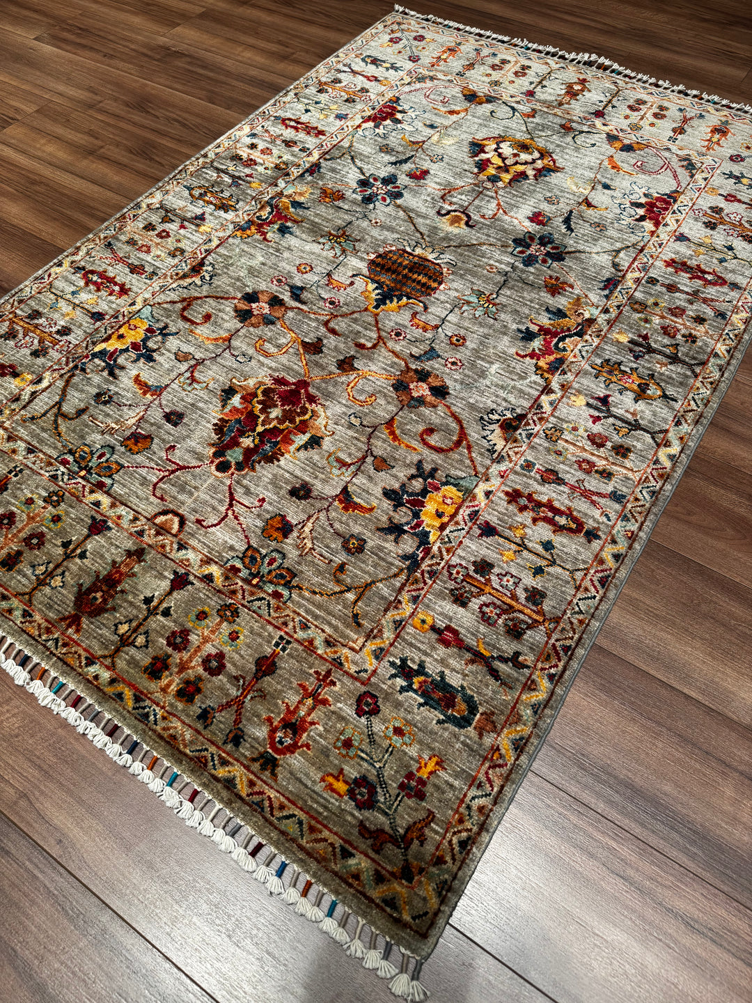 SULTANİ ÇİÇEKLİ ORJİNAL EL DOKUMASI GRİ KÖK BOYA YÜN HALI 120X182 2.18 METREKARE - 4X6 FT