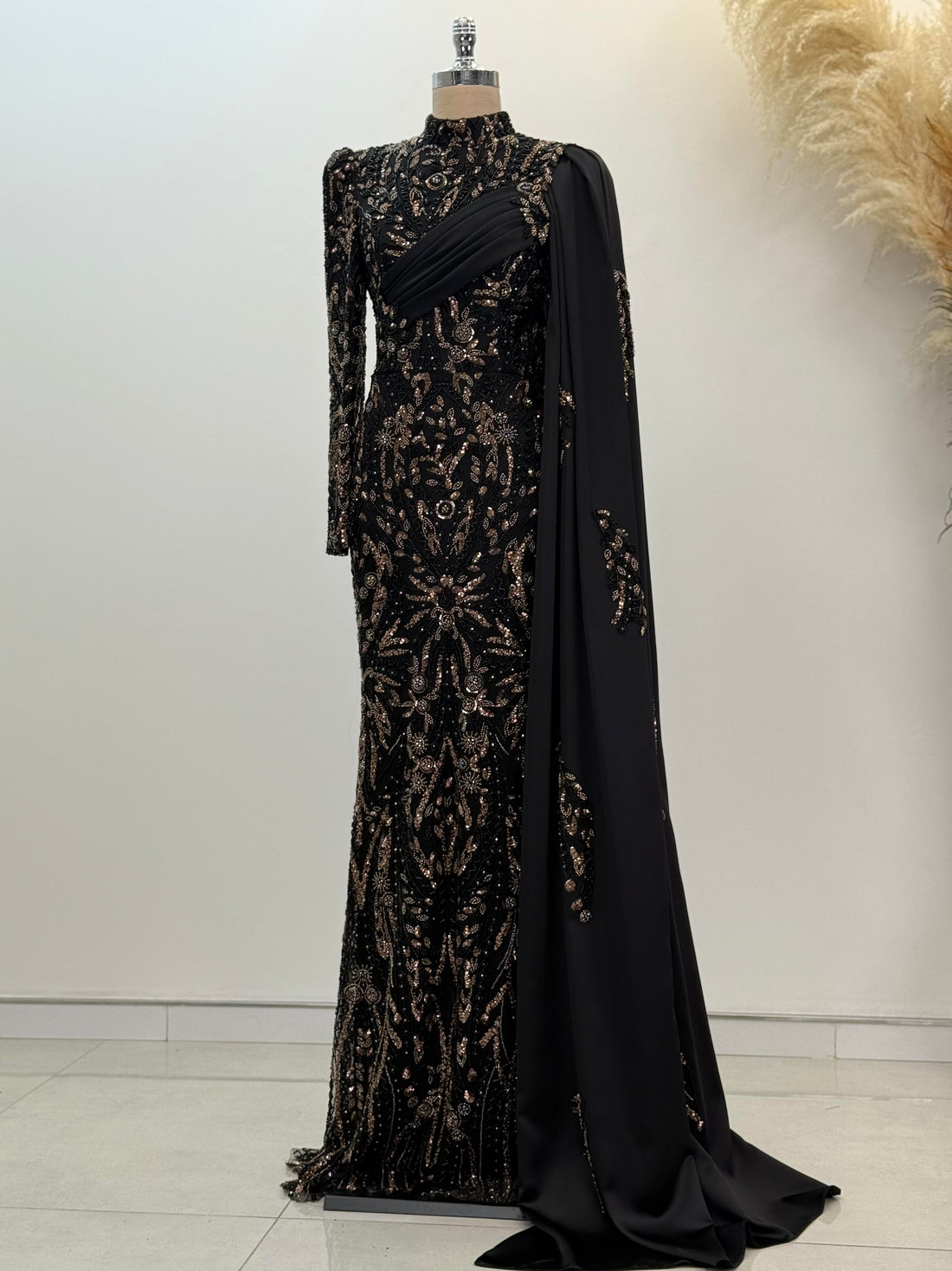 Berry Evening Dress - Black-Gold