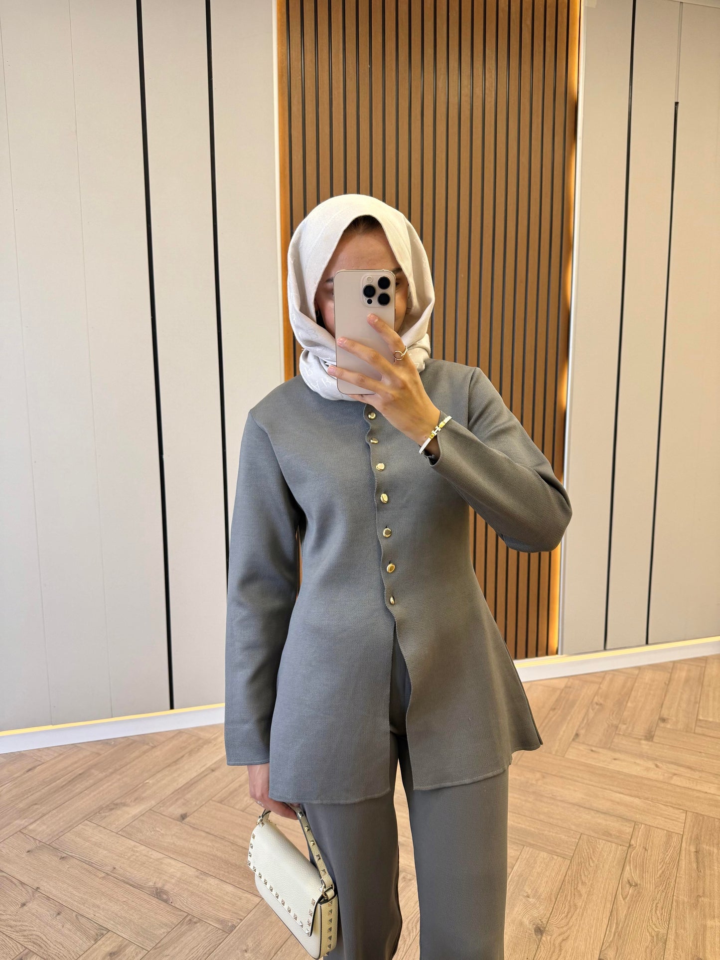 Mercerized Knitwear Set – Gray