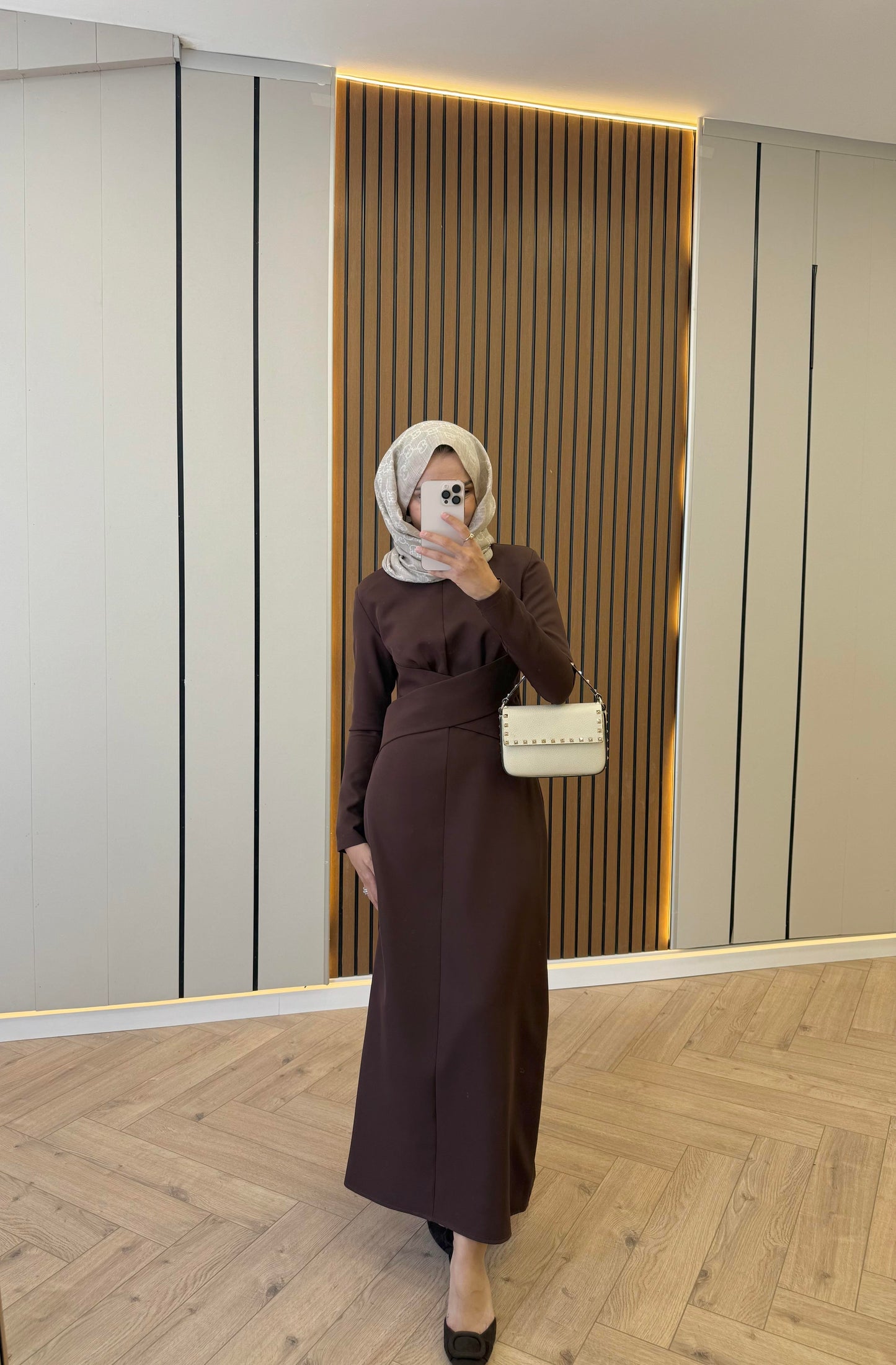 Cross-Belt Detail Dress – Brown