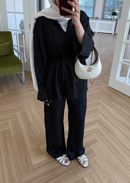 Eliza Black Pleated Set