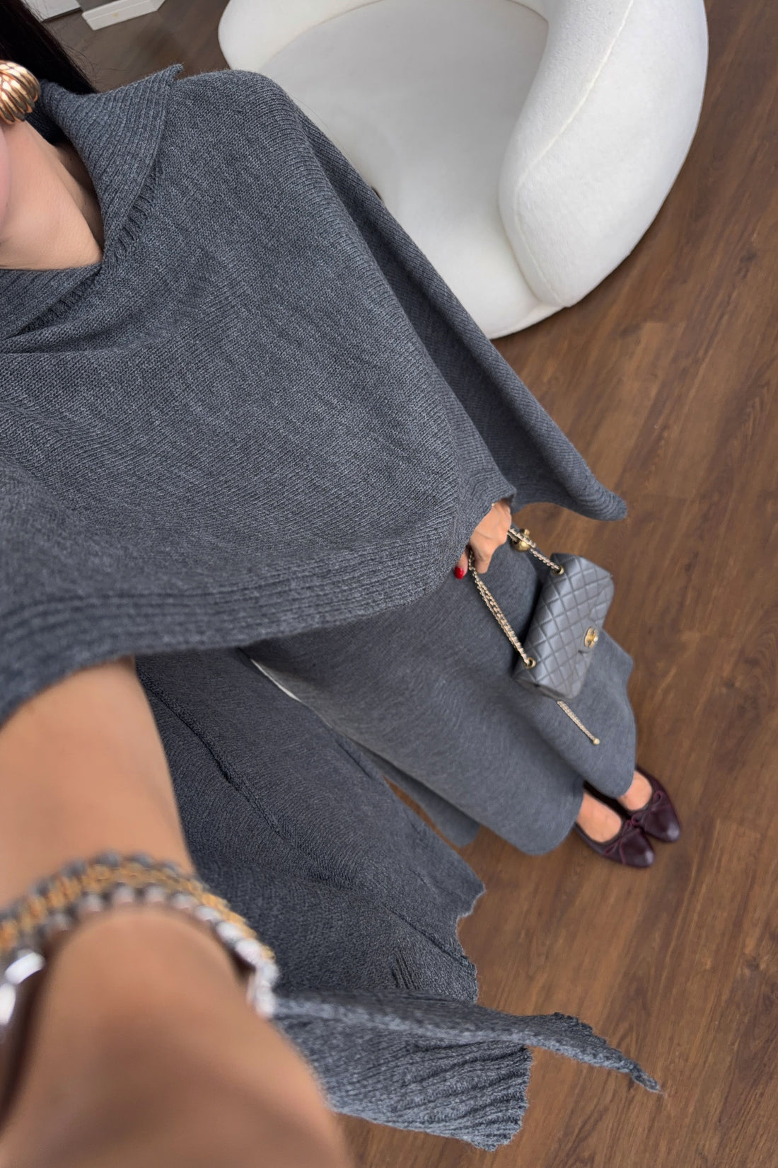 Anthracite knit fabric close-up