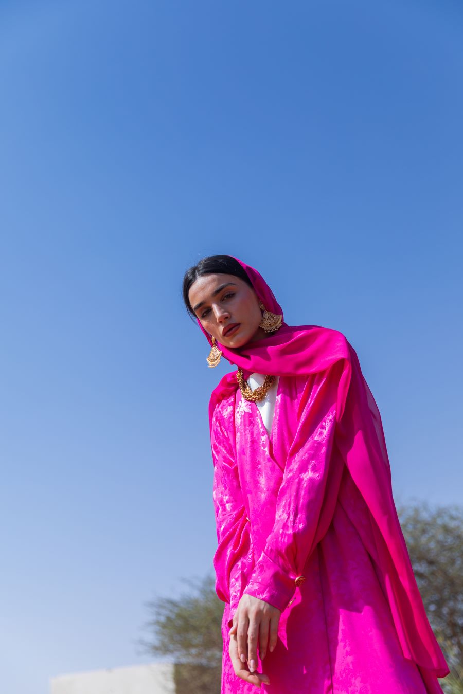 Jacquard Fuschia Flower Abaya