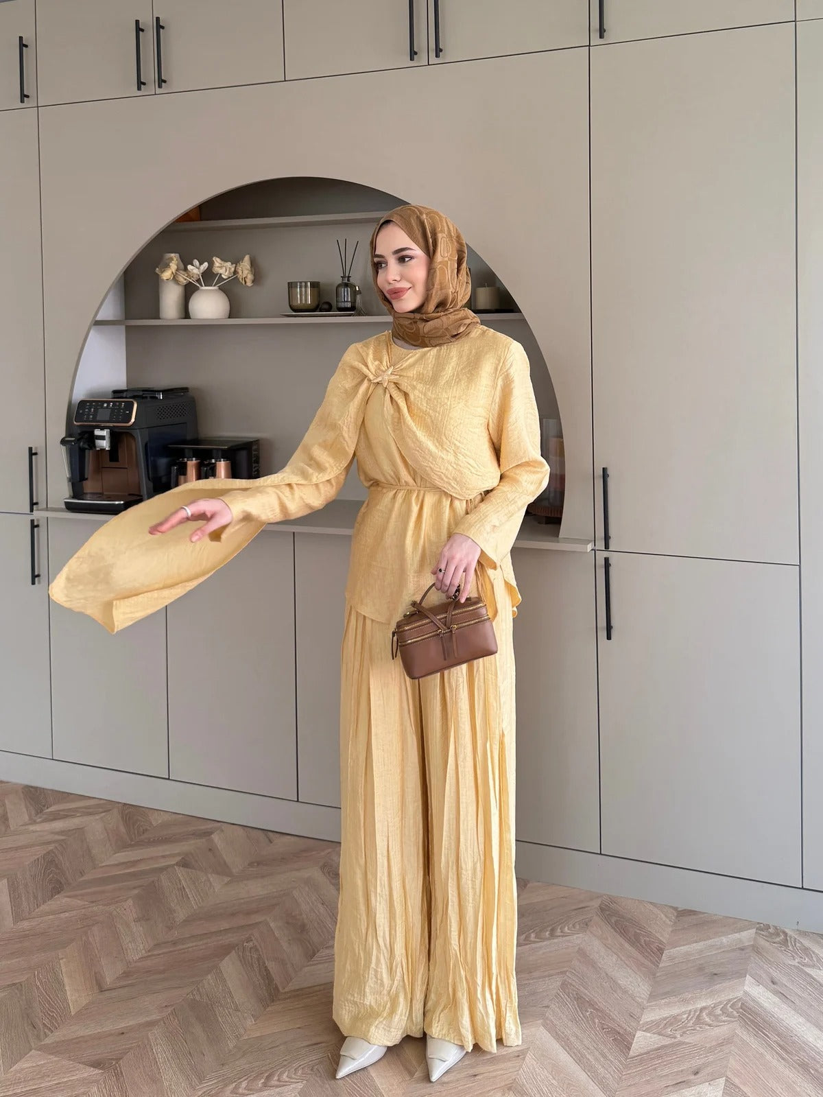 Yellow Starfish Brooch Cape Detail Muslin Trouser Set