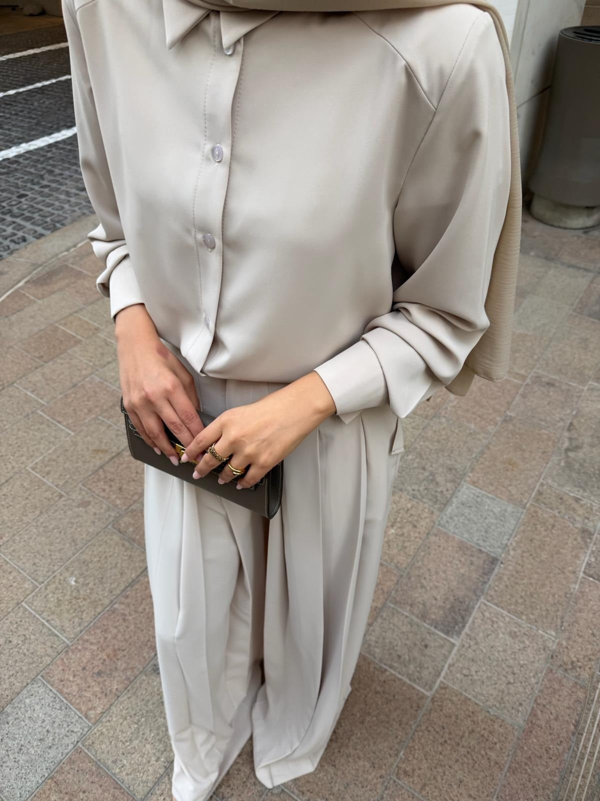 Daphne Pleated Pants Set – Beige