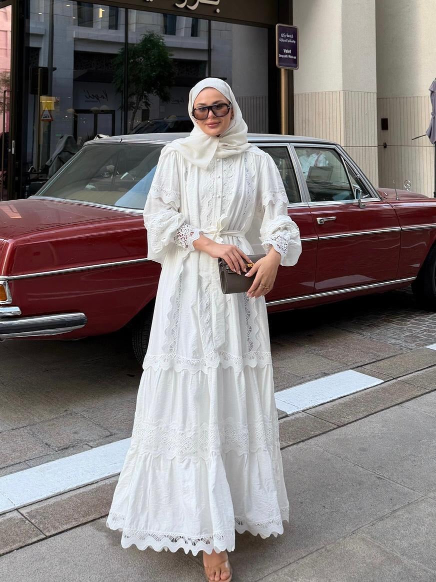 Elegant Ecrou Lace Dress