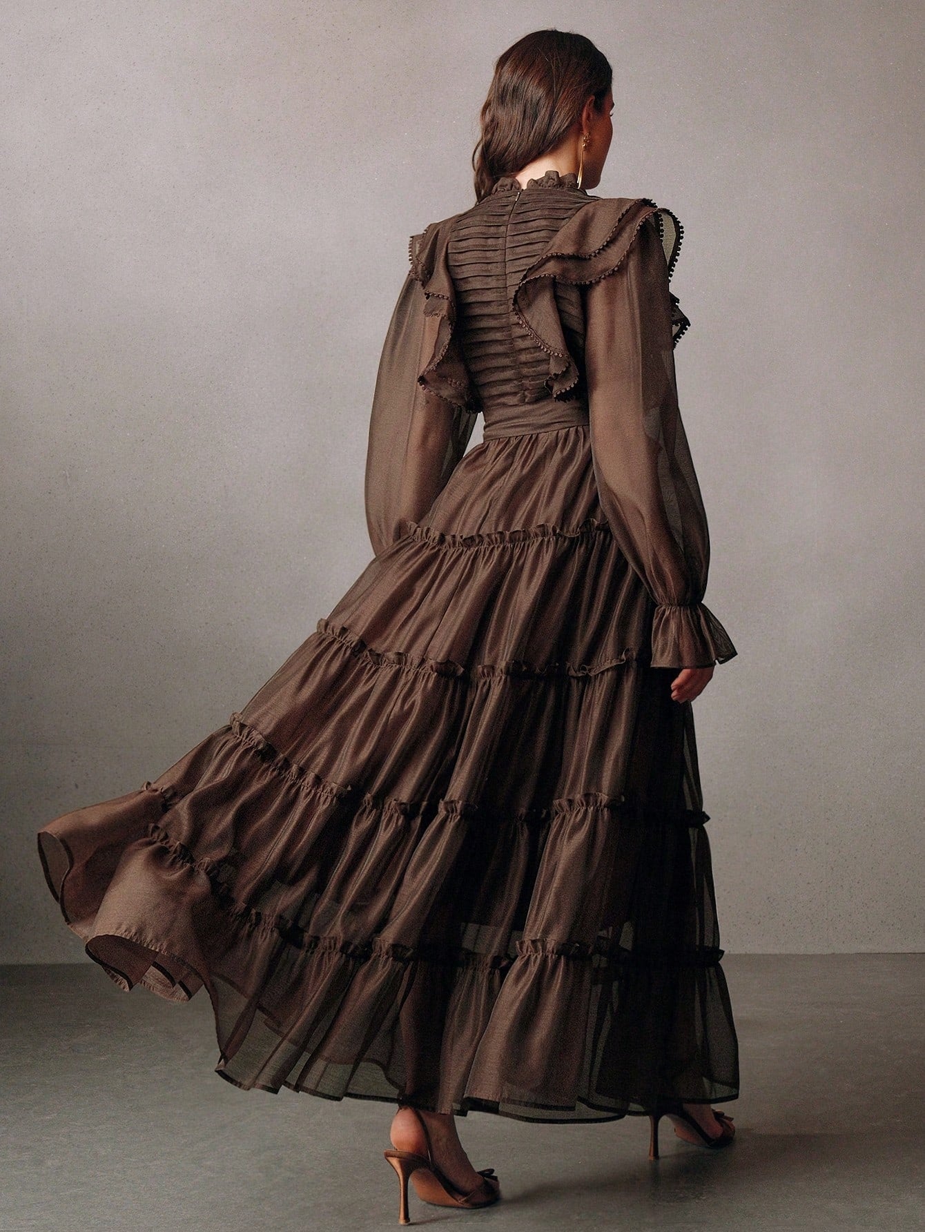 Elaire Elegant Ruched‑Hem Party Dress -Brown