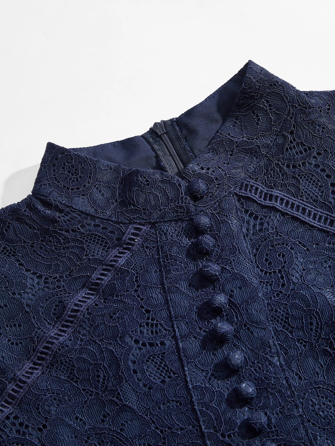 Long‑Sleeve Rose Lace Maxi Dress – Navy Blue