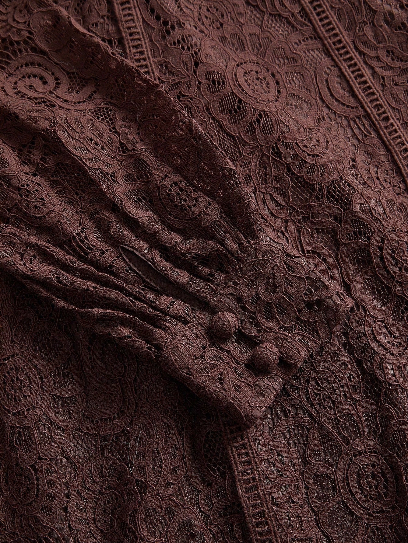 Long‑Sleeve Rose Lace Maxi Dress – Brown