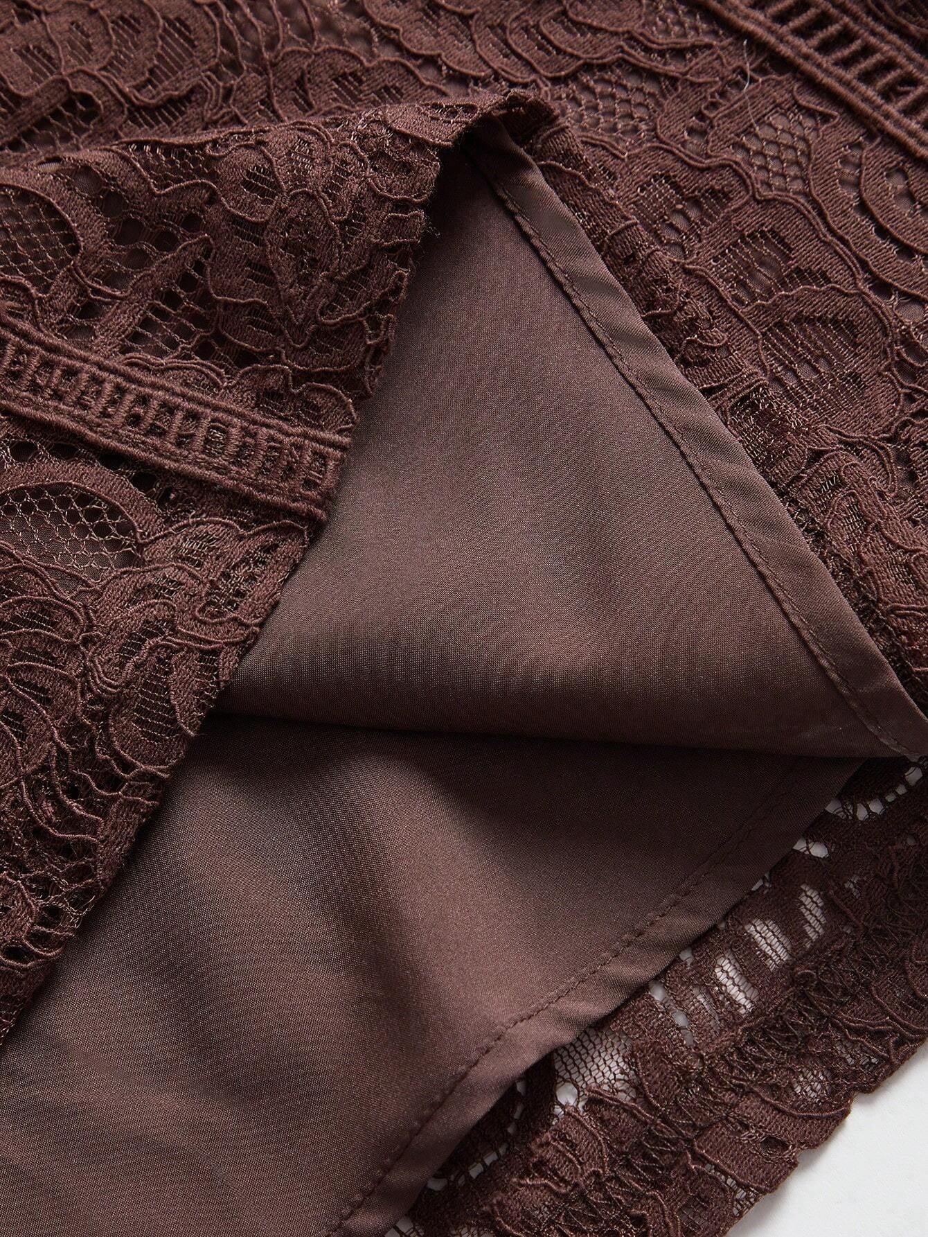 Long‑Sleeve Rose Lace Maxi Dress – Brown