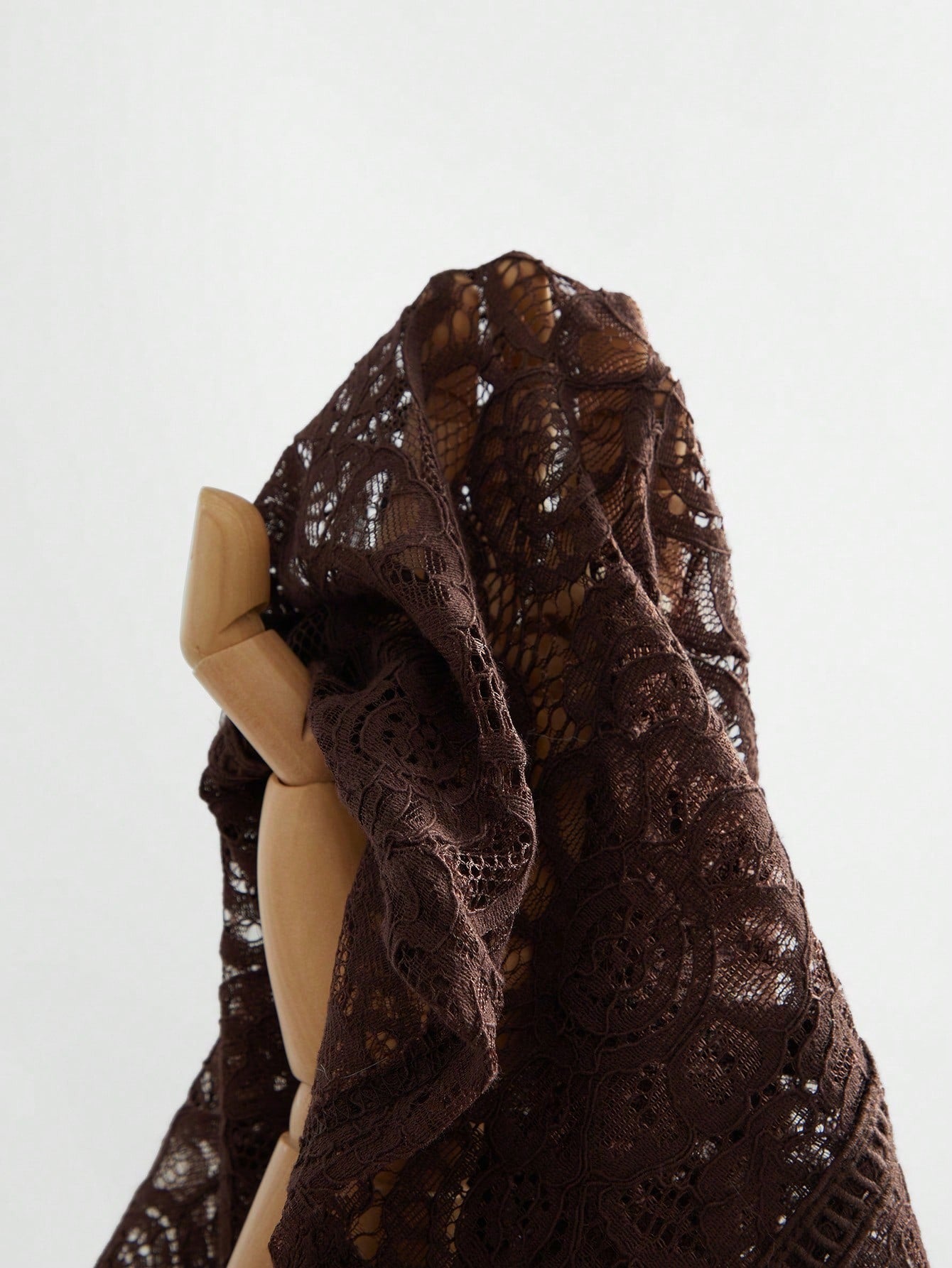 Long‑Sleeve Rose Lace Maxi Dress – Brown