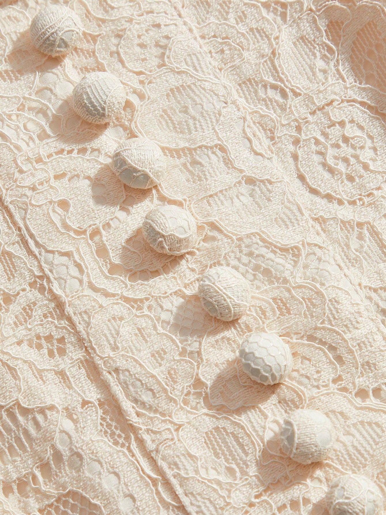 Long‑Sleeve Rose Lace Maxi Dress – Cream