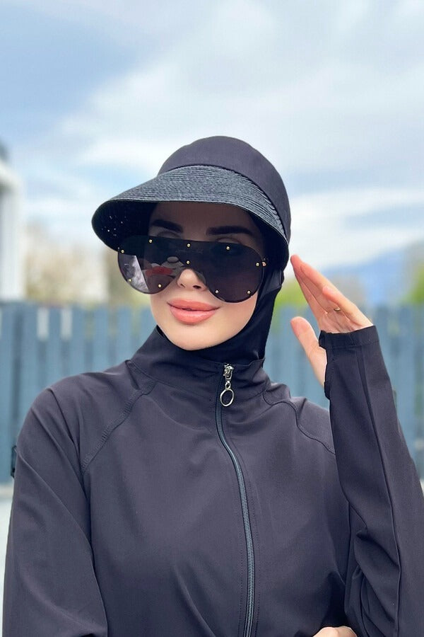 Foldable Straw Sun Visor - Wide Brim Roll-Up Beach Hat in Black
