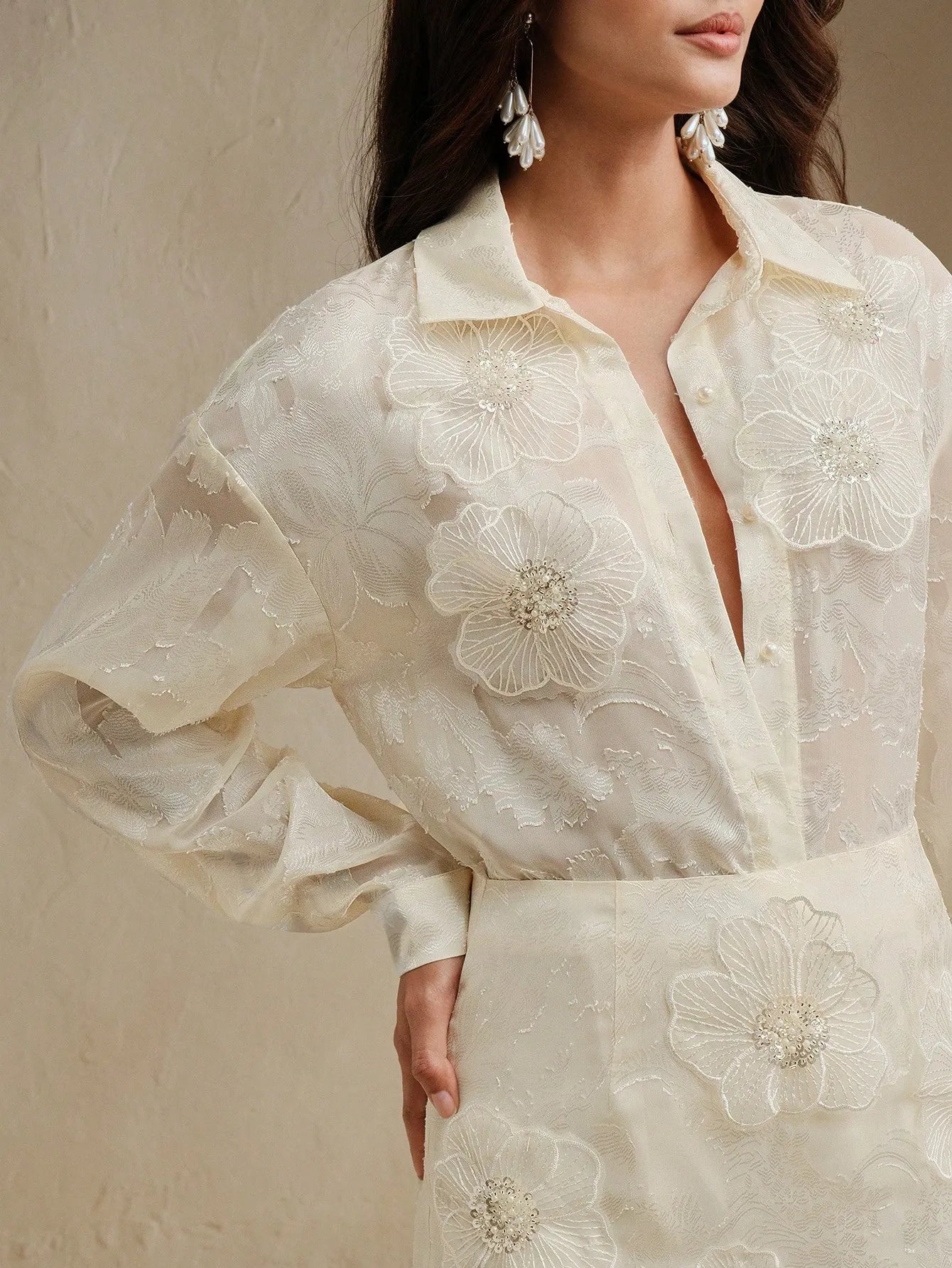 2‑Piece Elegant Blouse & 3D Flower Mini Skirt Set