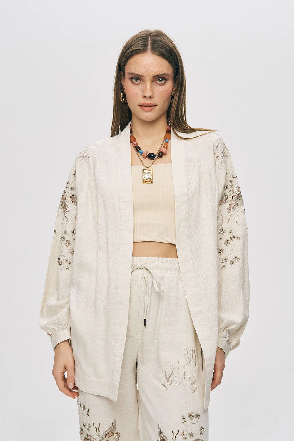 Limited Collection Butterfly Embroidered Cotton-Linen Oversized Kimono – Natur