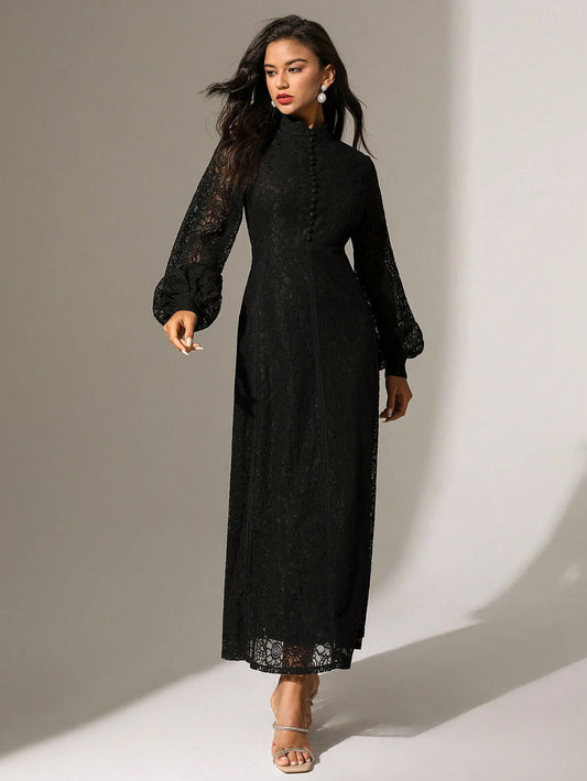 Long‑Sleeve Rose Lace Maxi Dress – Black