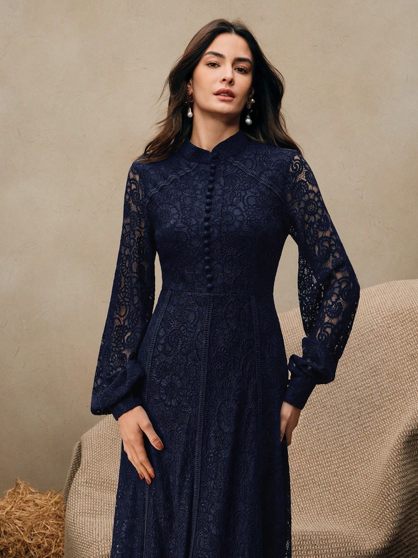 Long‑Sleeve Rose Lace Maxi Dress – Navy Blue