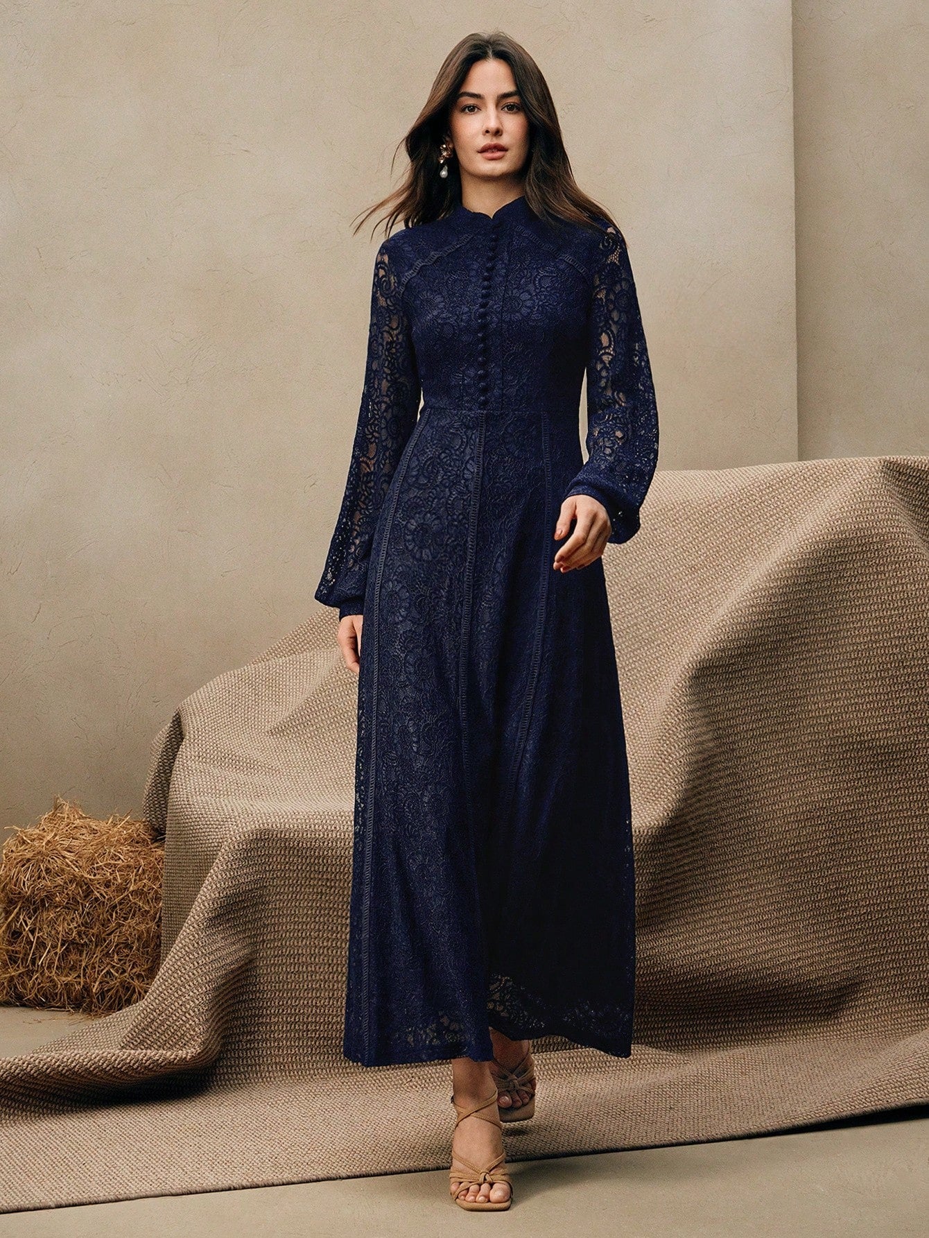 Long‑Sleeve Rose Lace Maxi Dress – Navy Blue