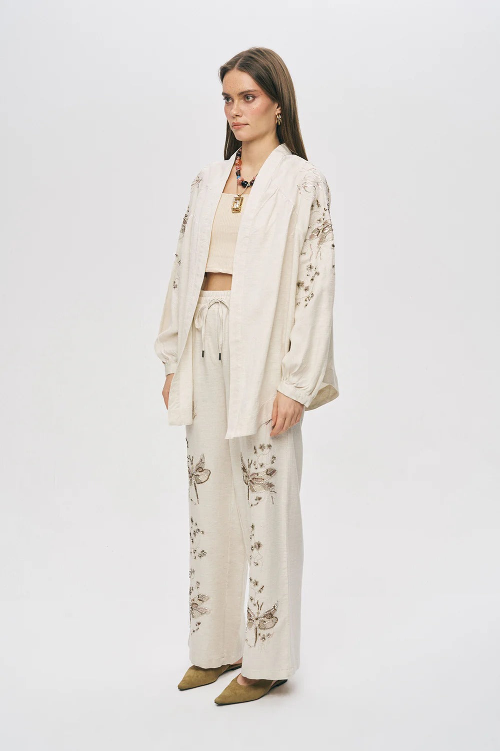 Limited Collection Butterfly Embroidered Cotton-Linen Oversized Kimono – Natur