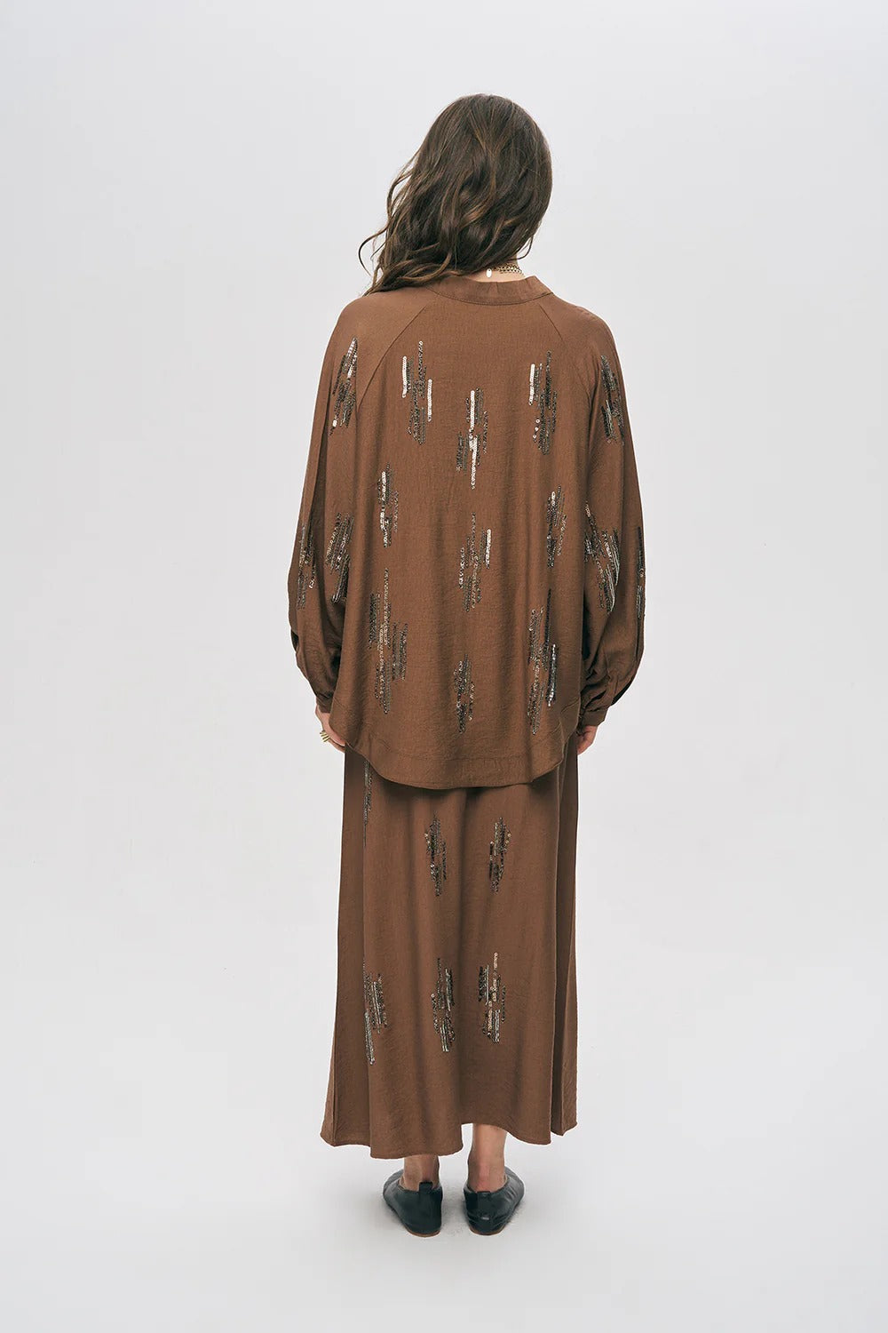 Glow Sequin & Beaded Oversized Viscose Kimono – Brown