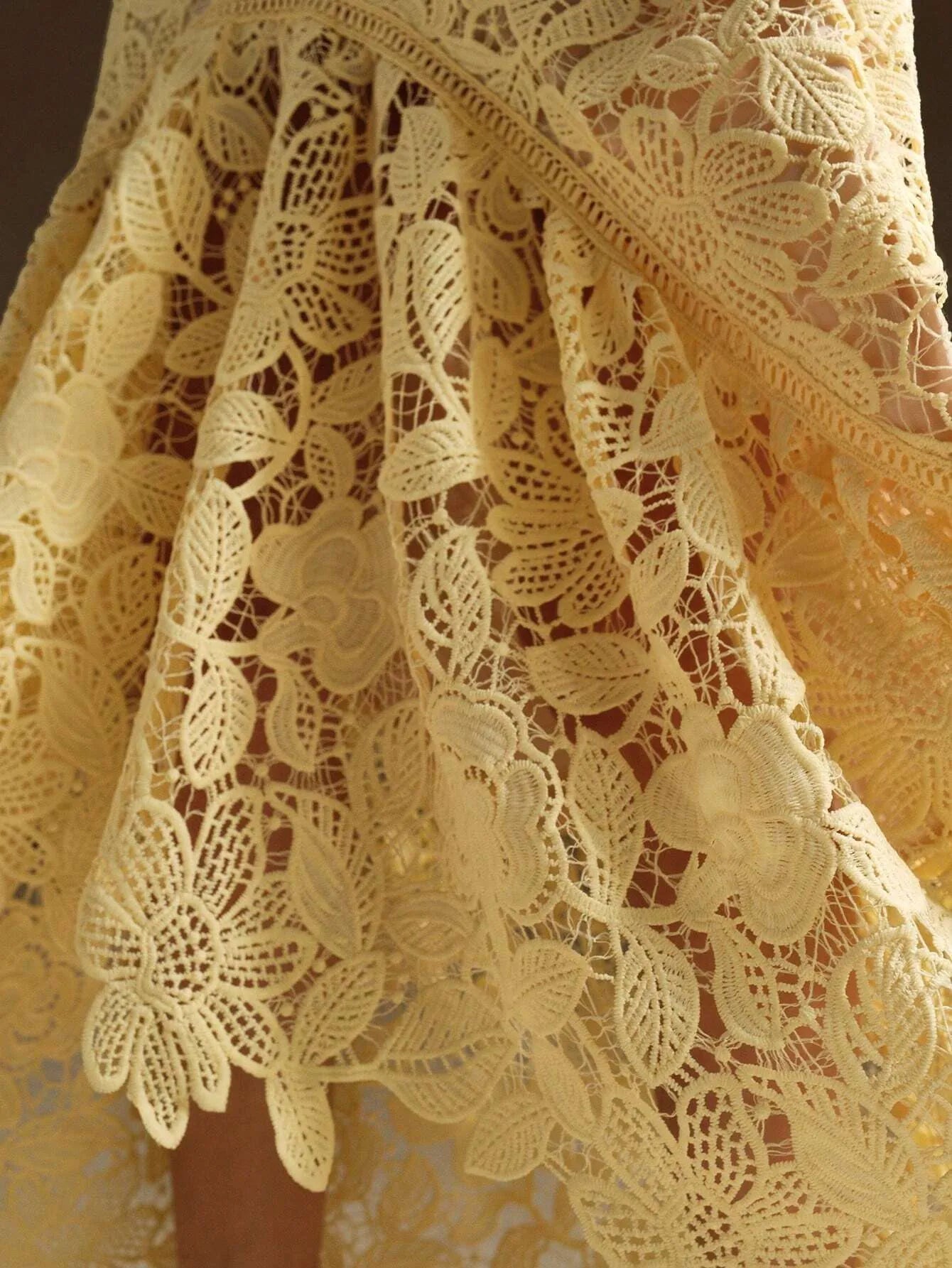 Soluble Lace Mermaid Maxi Dress