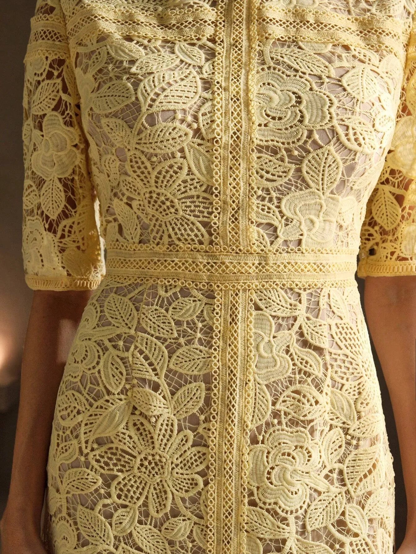 Soluble Lace Mermaid Maxi Dress