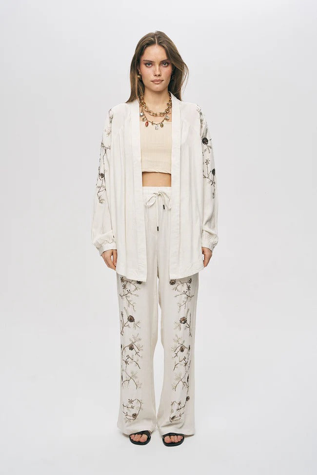Limited Collection Floral Embroidered Viscose-Linen Oversized Kimono – Natur
