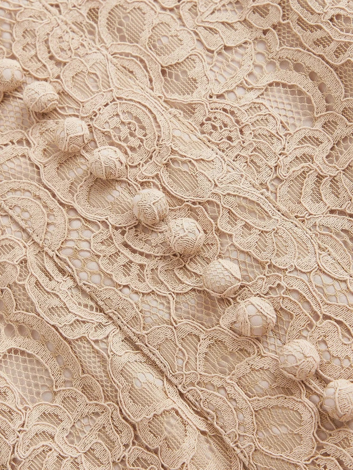 Long‑Sleeve Rose Lace Maxi Dress – Soft Pink