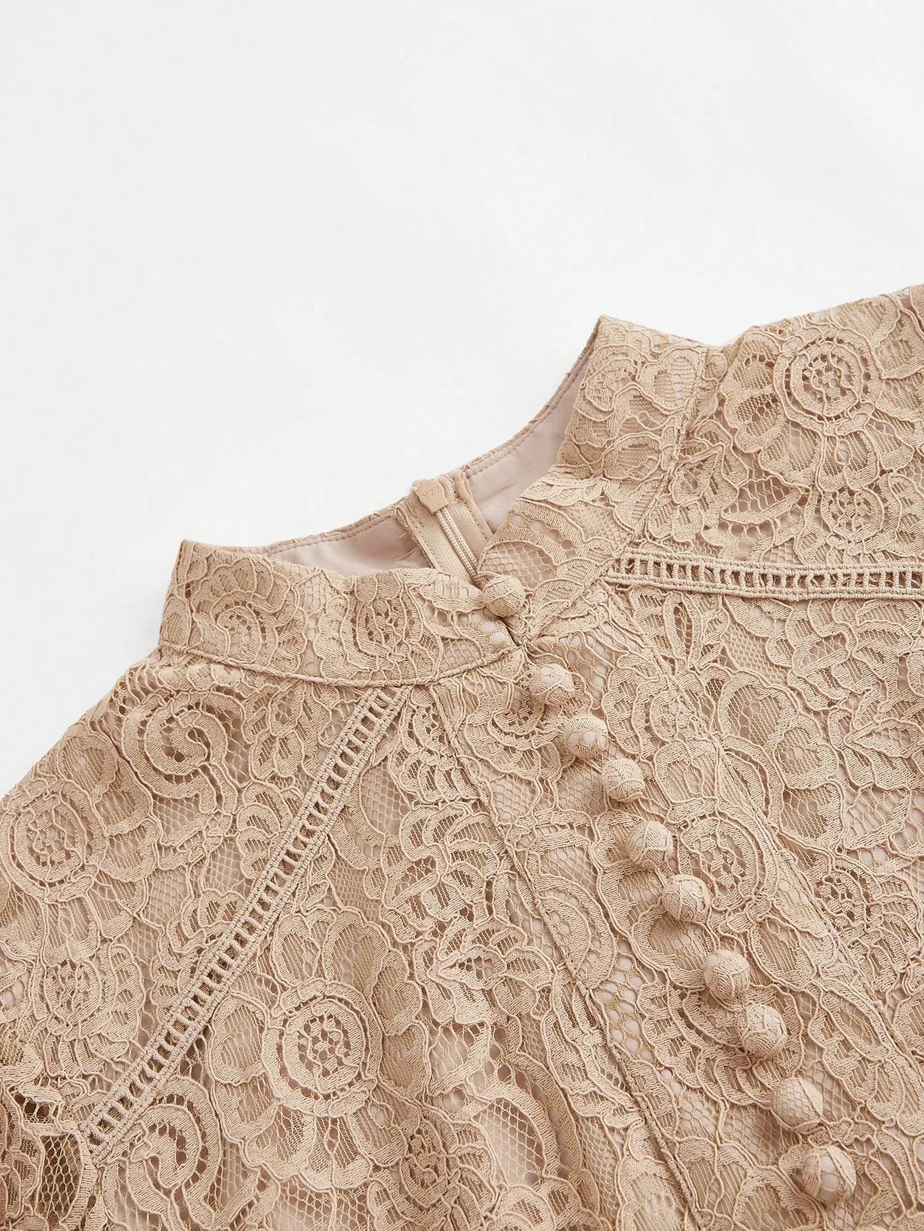 Long‑Sleeve Rose Lace Maxi Dress – Soft Pink