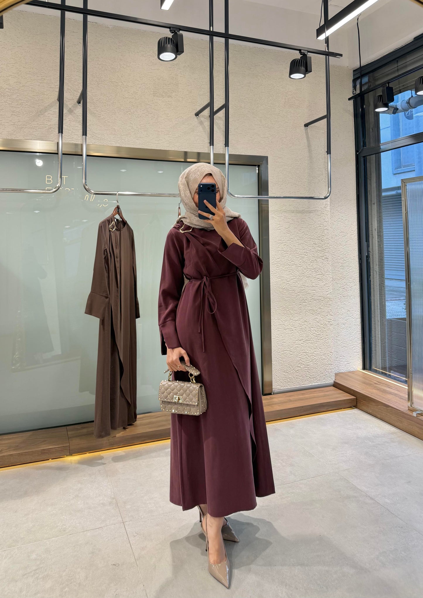 Buckle Detail Dress – Burgundy