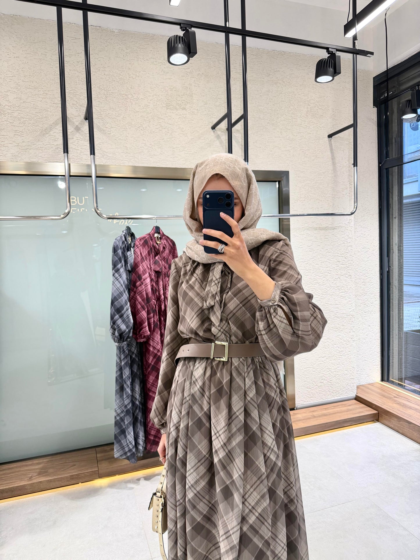 Miranda Chiffon Dress – Brown