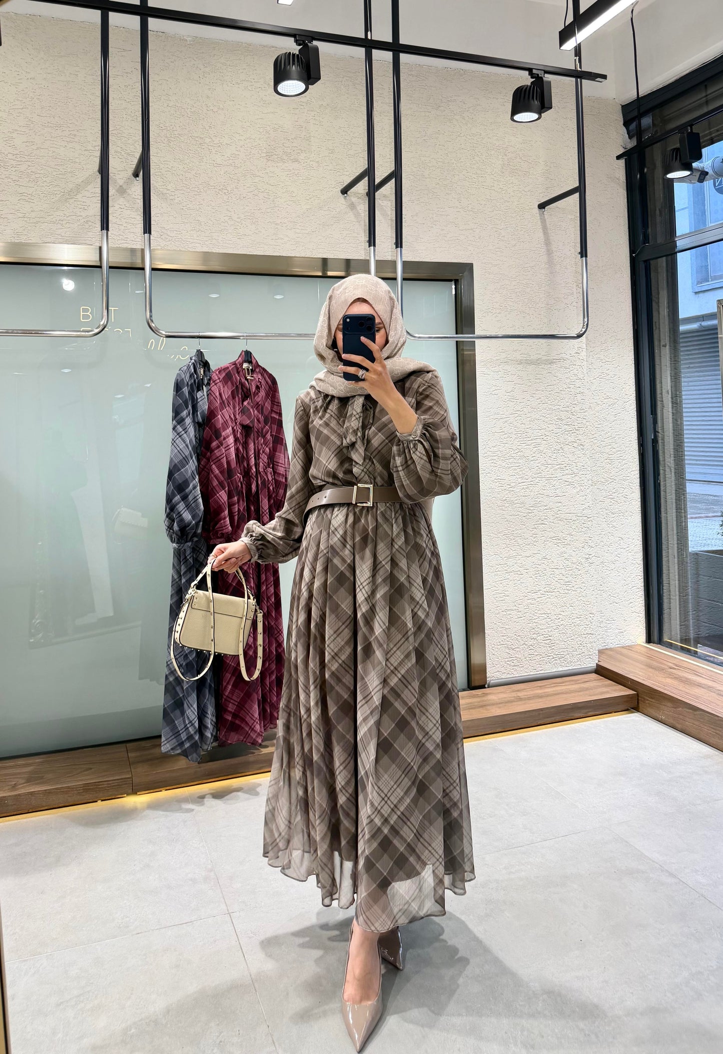 Miranda Chiffon Dress – Brown