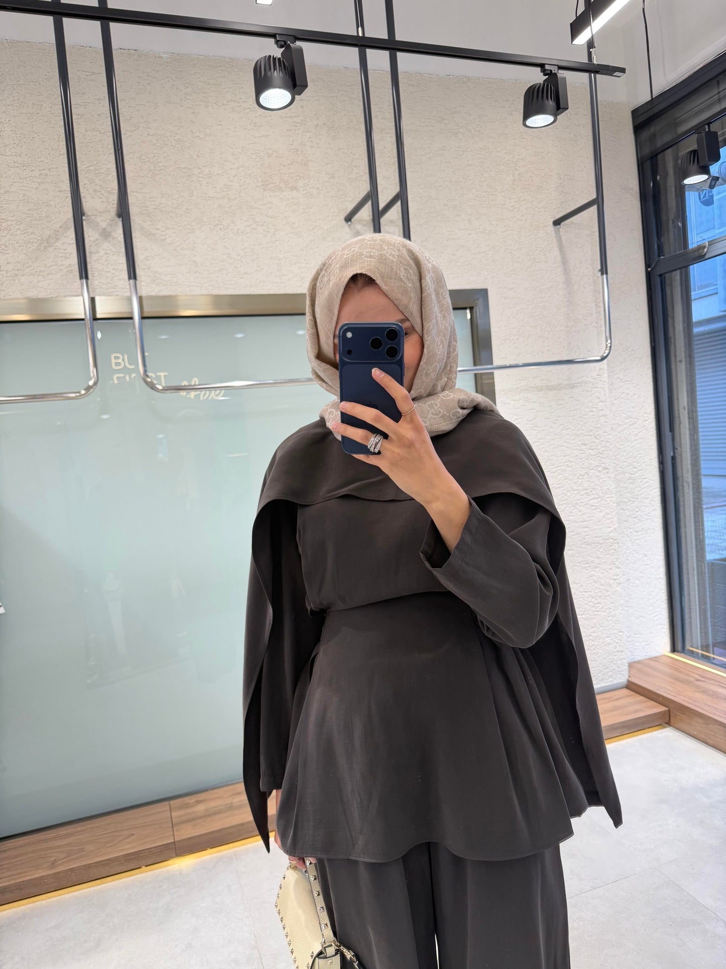Vanilla Cape Set – Brown