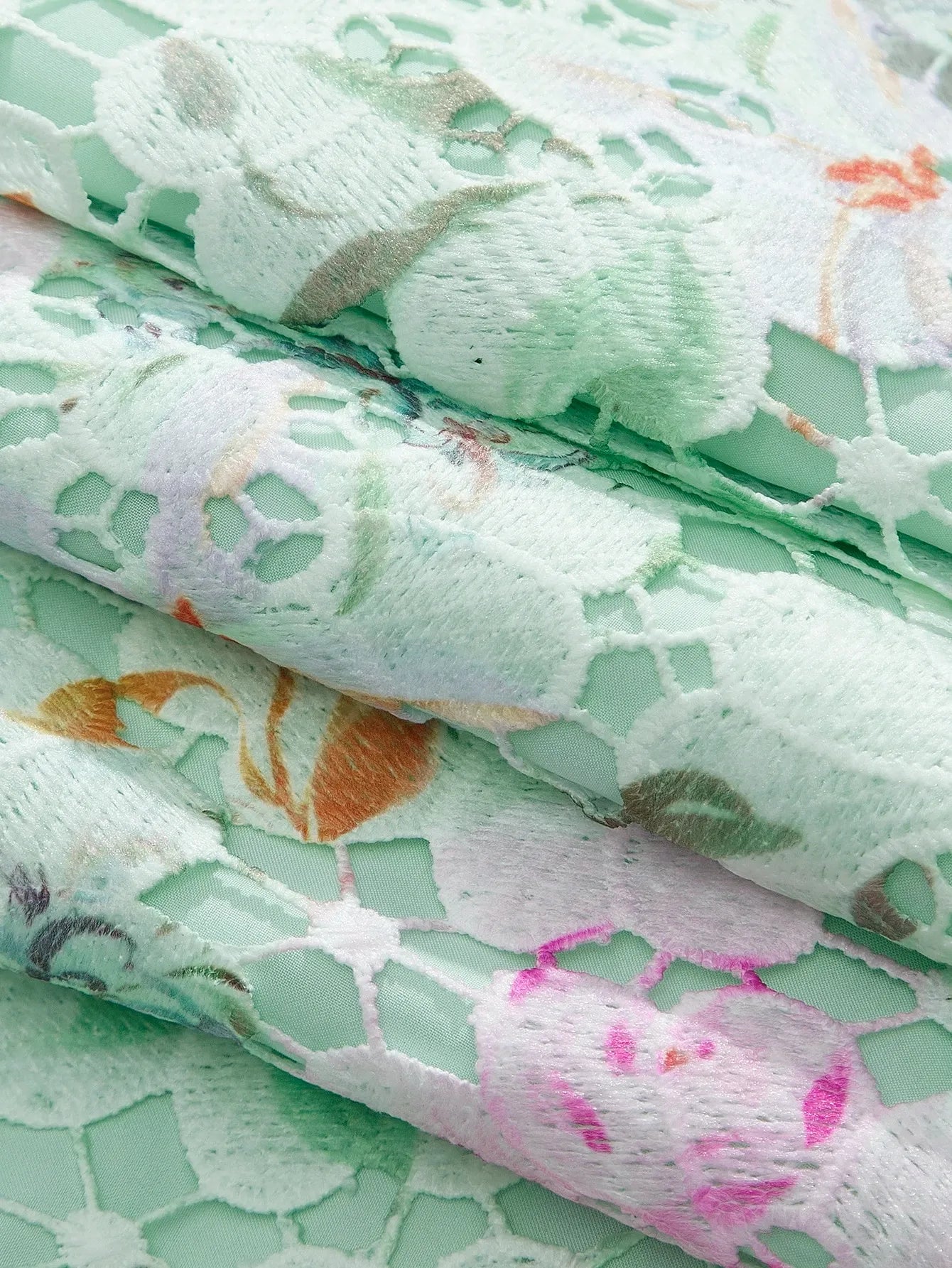 Elegant Lace Hollow Ruched Fishtail Hem Skirt