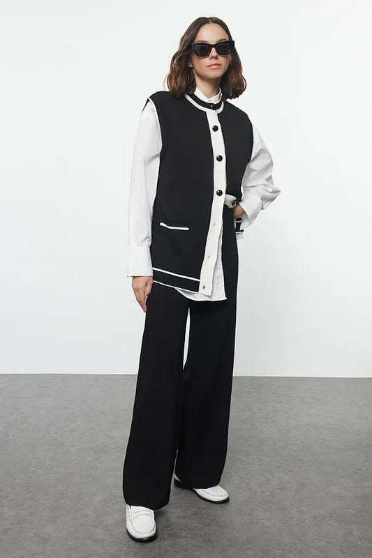 Black & Ecru Trim Buttoned Knit Vest Two-Piece Set
