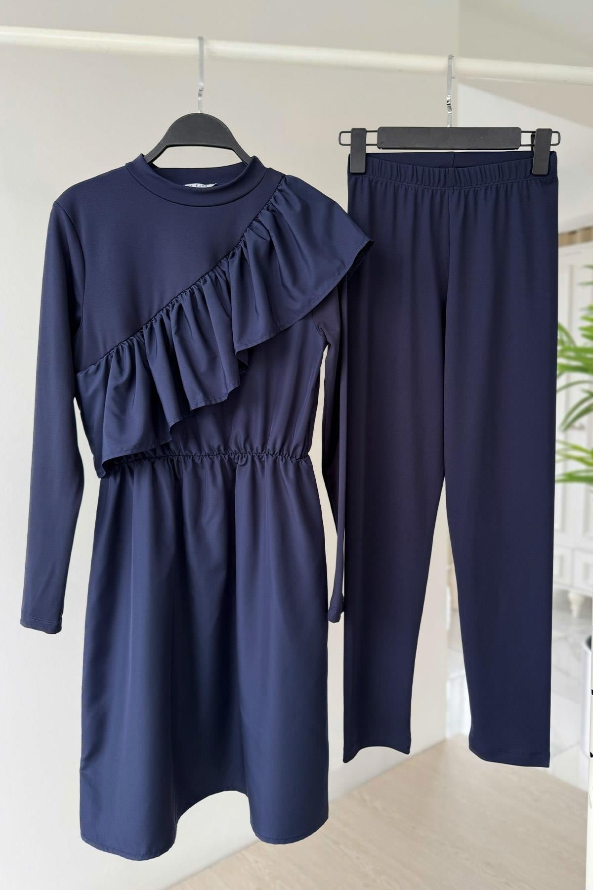 Ruffle Detail Full Coverage Burkini - 2 Piece Modest Swimsuit in Navy Blue
