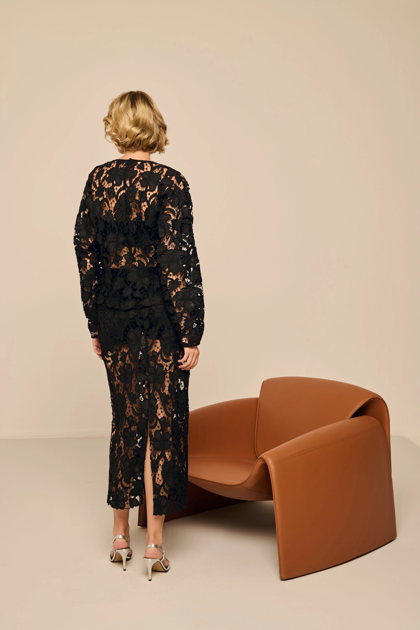 Premium Fabric Midi Skirt – Black