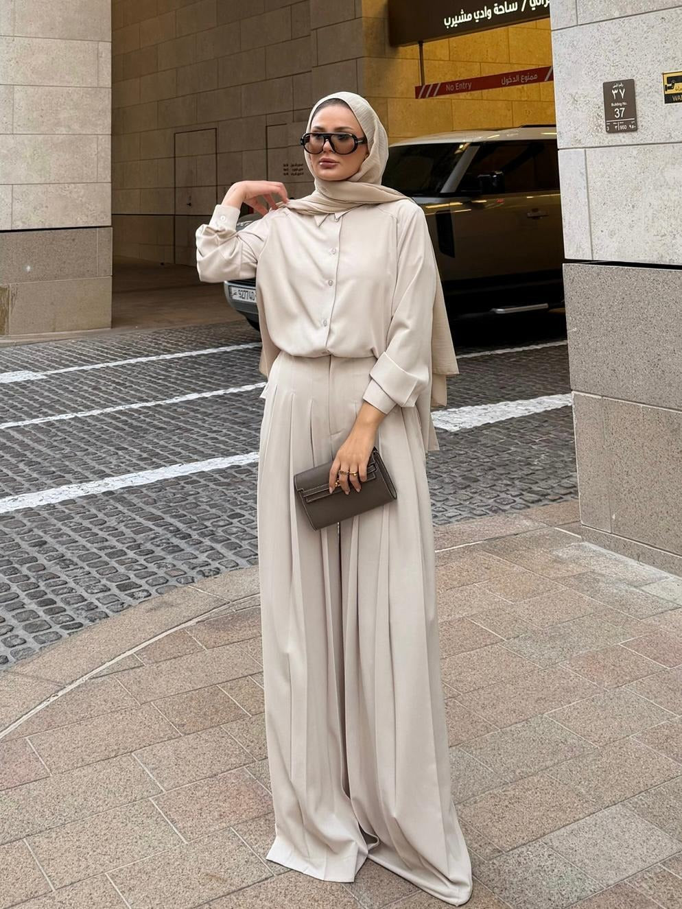 Daphne Pleated Pants Set – Beige