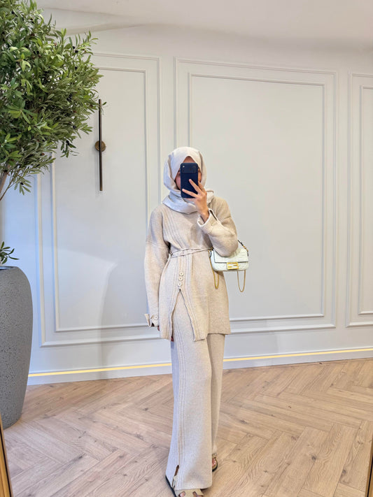 Knit Two-Piece Set – Beige
