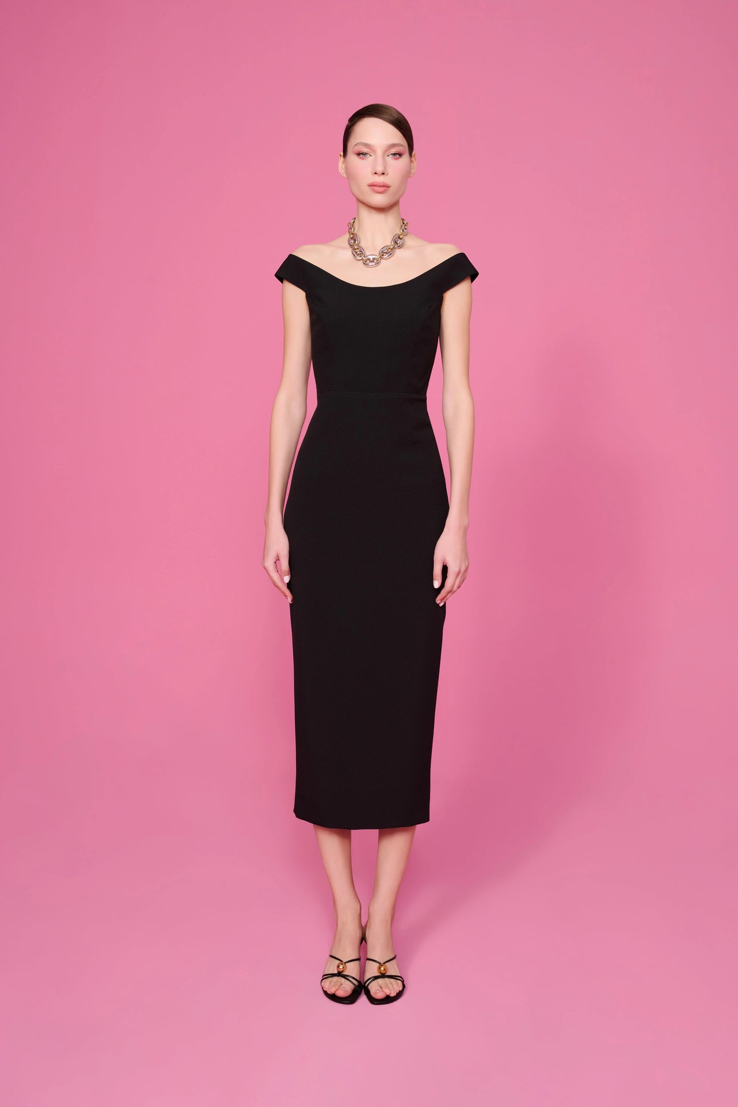 Off-Shoulder Minimal Dress – Black