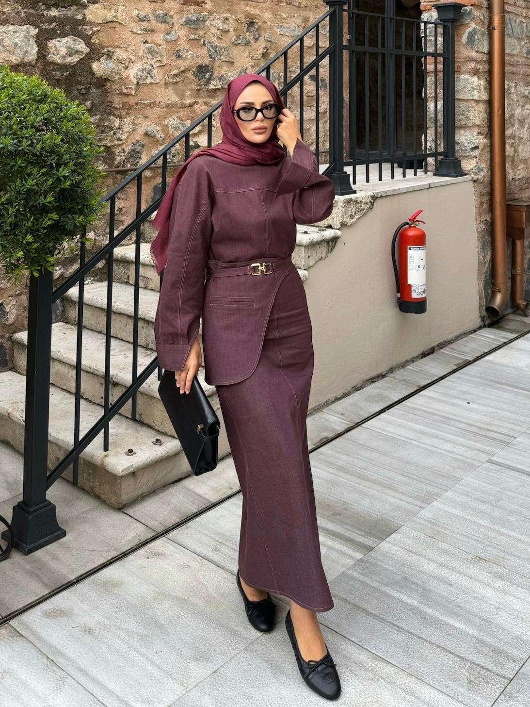 Belted Denim Dress – Burgundy