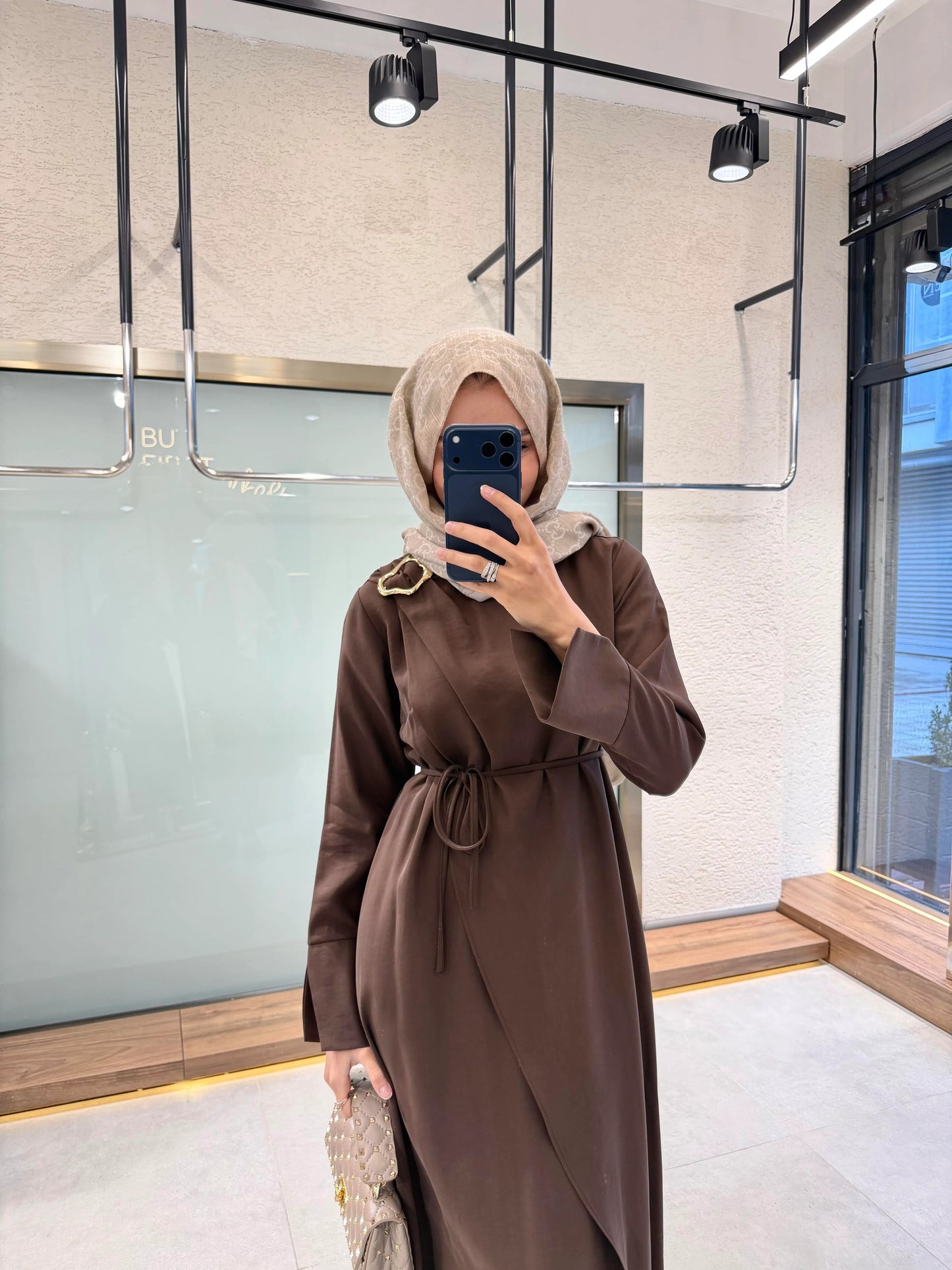 Buckle Detail Dress – Brown