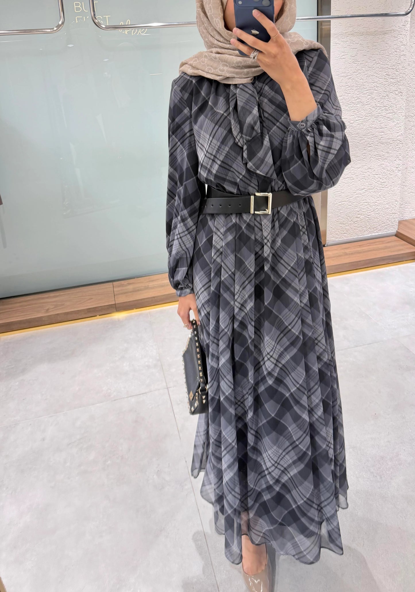 Miranda Chiffon Dress – Gray