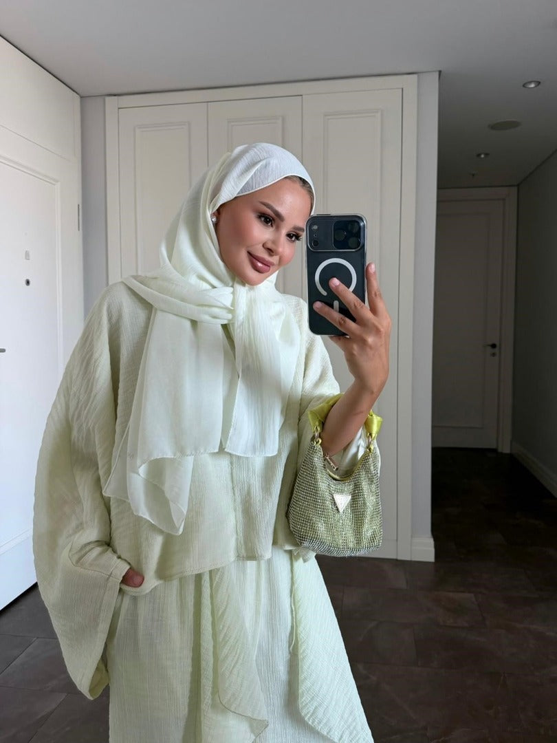 Suzy Light Lime Mütevazı Pantolon Takımı - Astarlı Yarasa Kol İki Parça Kıyafet