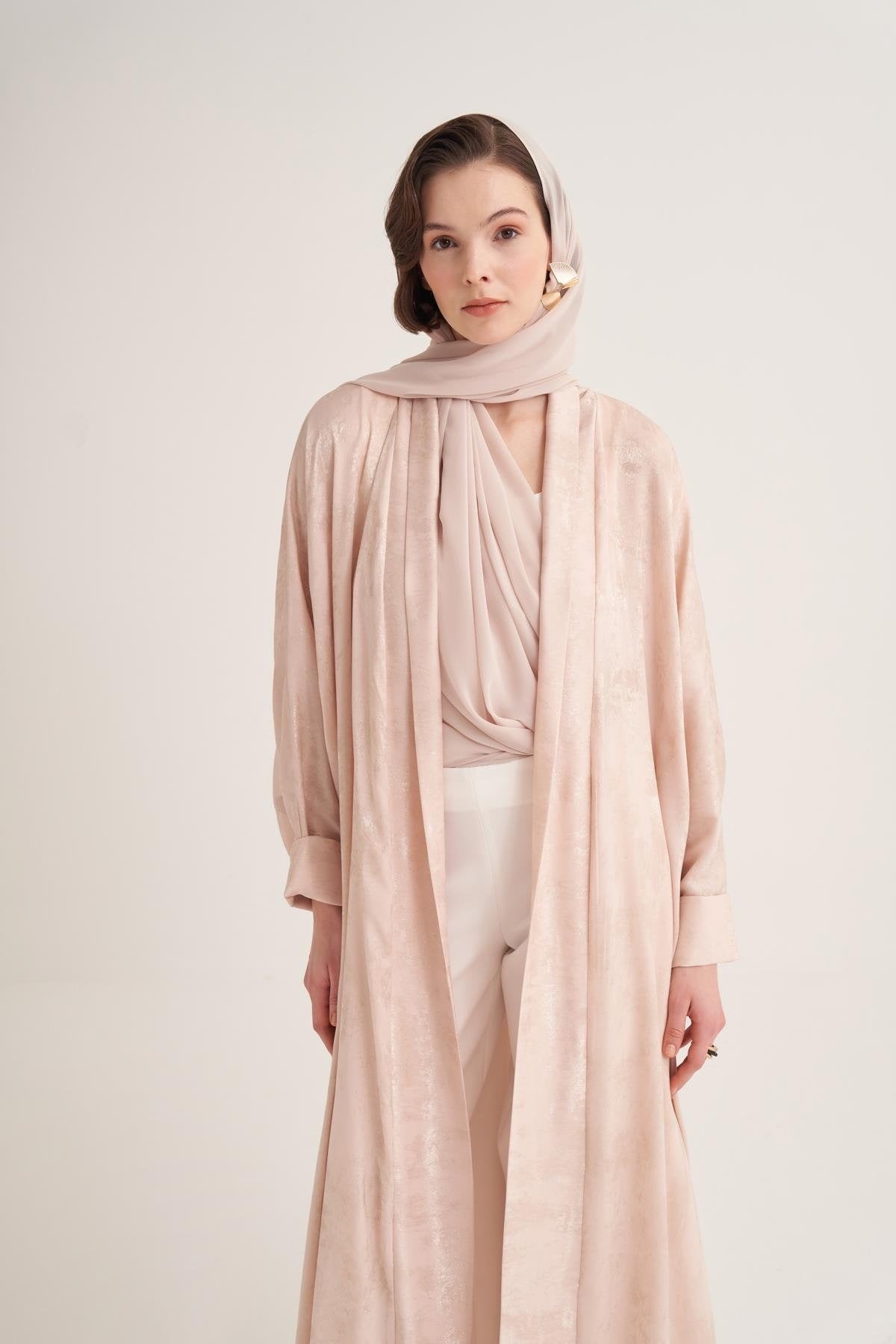 Gold-Textured Open Abaya in Cream with Matching Scarf